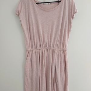 Short sleeve dress